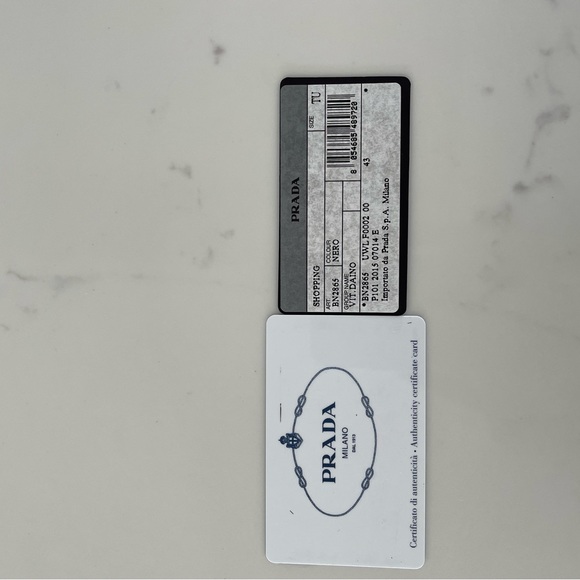 Prada Leather Tote Black, 💯 Authentic - Picture 6 of 10